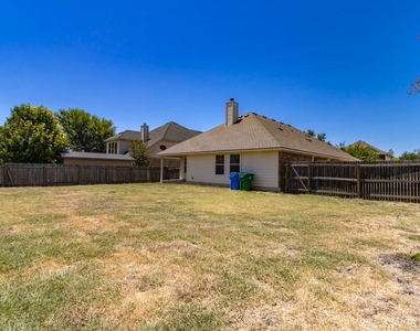 18745 Candace Loop - Photo Thumbnail 25