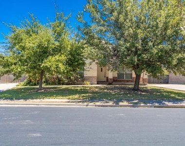 18745 Candace Loop - Photo Thumbnail 27