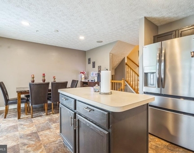 2115 Kyle Green Road - Photo Thumbnail 4