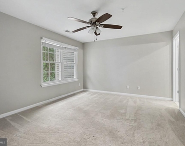 307 Tall Pines Court - Photo Thumbnail 9