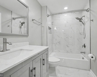 307 Tall Pines Court - Photo Thumbnail 17