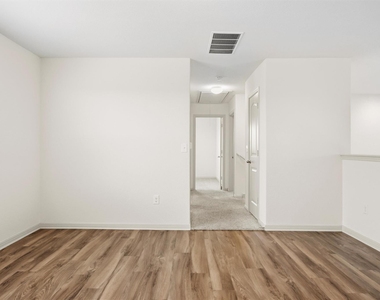 312 Frederick Dr - Photo Thumbnail 20