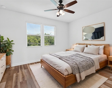 1404 Limelight Ln - Photo Thumbnail 13