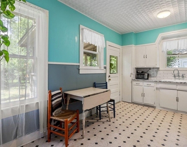 807 Cecelia St - Photo Thumbnail 10
