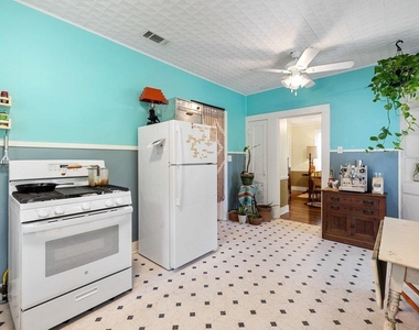 807 Cecelia St - Photo Thumbnail 12