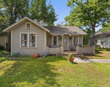 807 Cecelia St - Photo Thumbnail 3