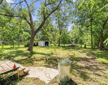 807 Cecelia St - Photo Thumbnail 19