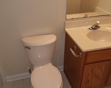 212 Patriots Way - Photo Thumbnail 16