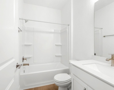 301 Celeste Way - Photo Thumbnail 24