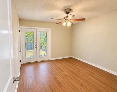 7702 Northcrest Blvd - Photo Thumbnail 12