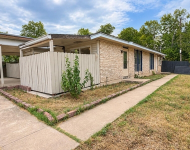 7702 Northcrest Blvd - Photo Thumbnail 1
