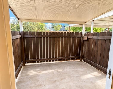 7702 Northcrest Blvd - Photo Thumbnail 17