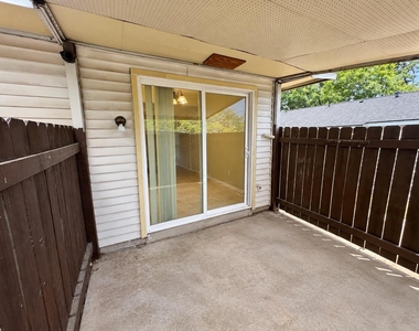 7702 Northcrest Blvd - Photo Thumbnail 16