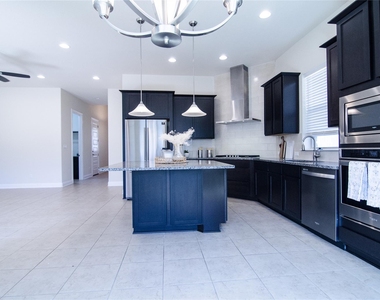 3750 E Palm Valley Blvd - Photo Thumbnail 24
