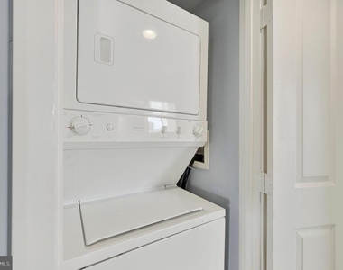 414 Water Street - Photo Thumbnail 13
