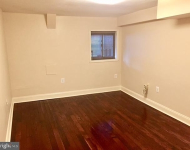 2225 Brookfield Avenue - Photo Thumbnail 14
