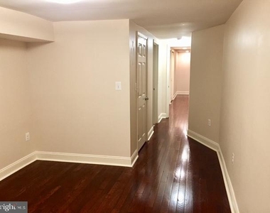 2225 Brookfield Avenue - Photo Thumbnail 13
