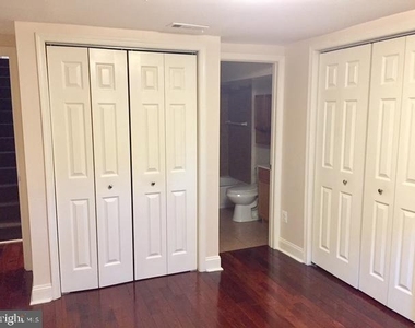 2225 Brookfield Avenue - Photo Thumbnail 7
