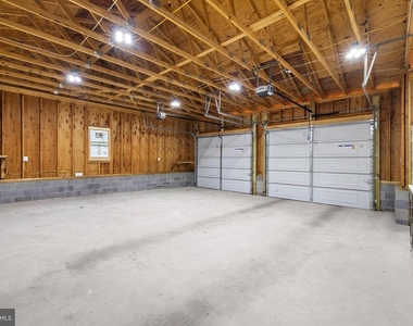 7718 Suitt Drive - Photo Thumbnail 24