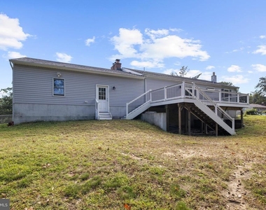 7718 Suitt Drive - Photo Thumbnail 31