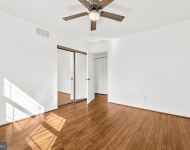 7718 Suitt Drive - Photo Thumbnail 12