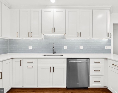 7718 Suitt Drive - Photo Thumbnail 22