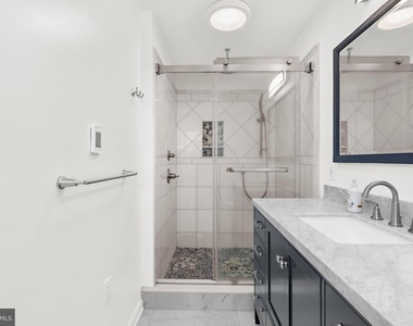 7718 Suitt Drive - Photo Thumbnail 9