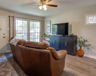 167 Hatcher Ave - Photo Thumbnail 8