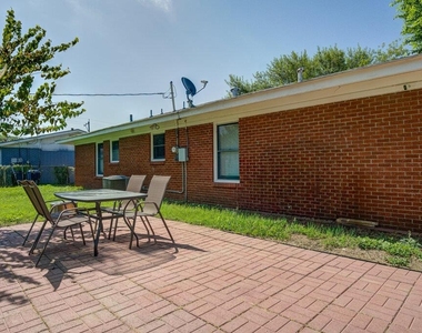 167 Hatcher Ave - Photo Thumbnail 18