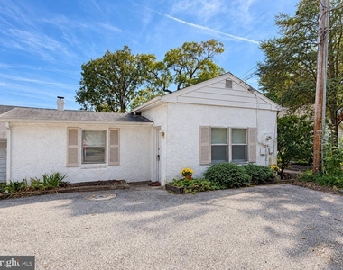 728 Dill Road - Photo Thumbnail 13