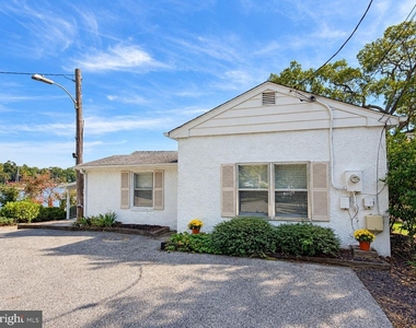 728 Dill Road - Photo Thumbnail 15