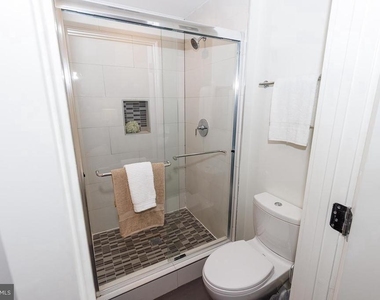 1034 Otis Street Ne - Photo Thumbnail 27