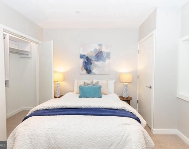 1034 Otis Street Ne - Photo Thumbnail 17
