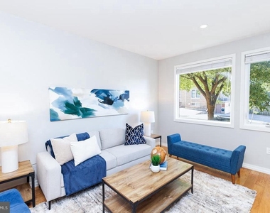1034 Otis Street Ne - Photo Thumbnail 5