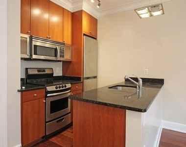 1121 24th Street Nw - Photo Thumbnail 5