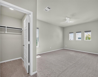 2400 Sunset Vista Cir - Photo Thumbnail 32