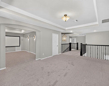 2400 Sunset Vista Cir - Photo Thumbnail 30