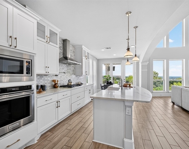 2400 Sunset Vista Cir - Photo Thumbnail 20