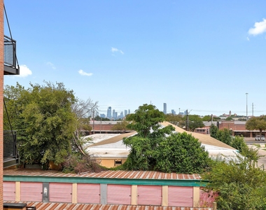 4315 S Congress Ave - Photo Thumbnail 23