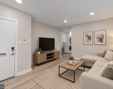 513 45th Street Ne - Photo Thumbnail 2