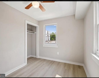 1410 Young Street Se - Photo Thumbnail 5