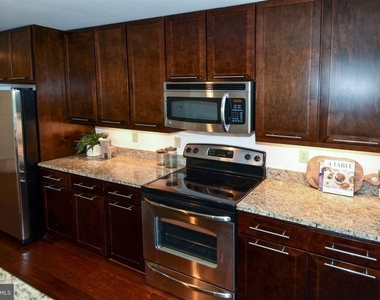 149 W Street Nw - Photo Thumbnail 9