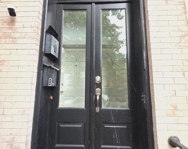 113 4th Street Se - Photo Thumbnail 1