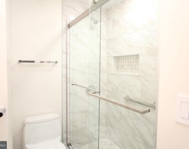 1022 Paper Mill Court Nw - Photo Thumbnail 5