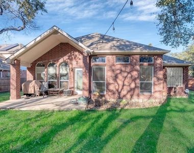 409 Carismatic Ln - Photo Thumbnail 15
