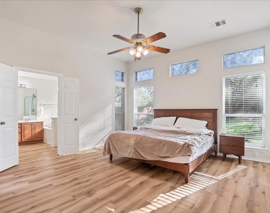 409 Carismatic Ln - Photo Thumbnail 8