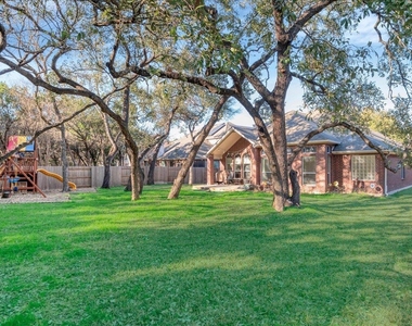 409 Carismatic Ln - Photo Thumbnail 16