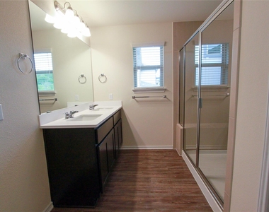 3651 Sandy Brook Dr - Photo Thumbnail 20