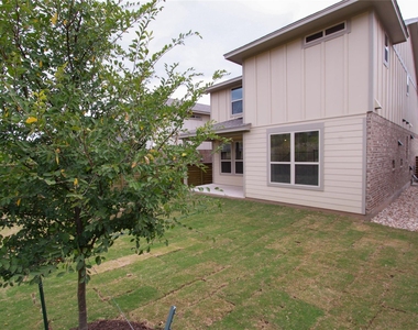 3651 Sandy Brook Dr - Photo Thumbnail 32