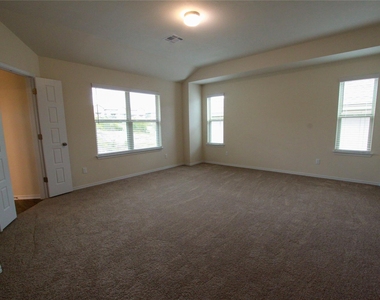 3651 Sandy Brook Dr - Photo Thumbnail 18